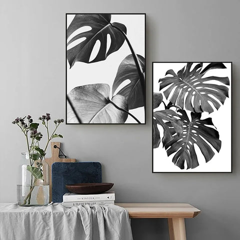 Cuadro Decorativo Moderno en Lienzo – Hojas, Caballo y Plantas en Blanco y Negro